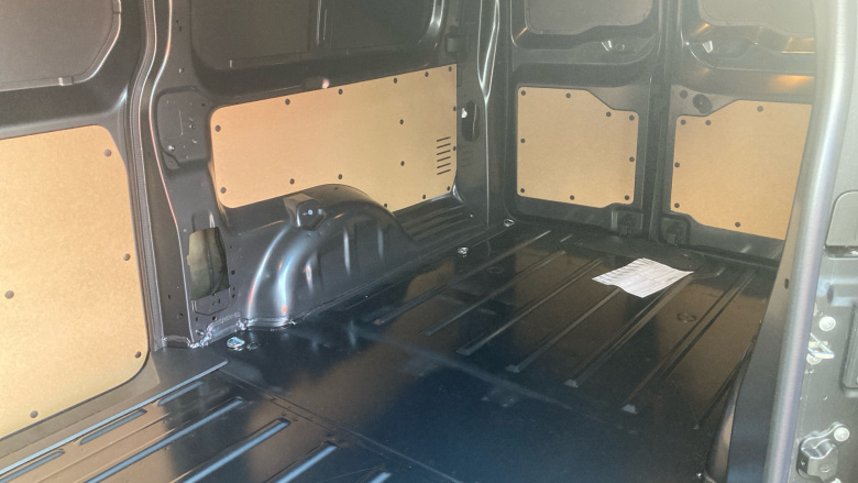 Peugeot Expert L2 Diesel 2.2 BlueHDi 150 Professional Van EAT8